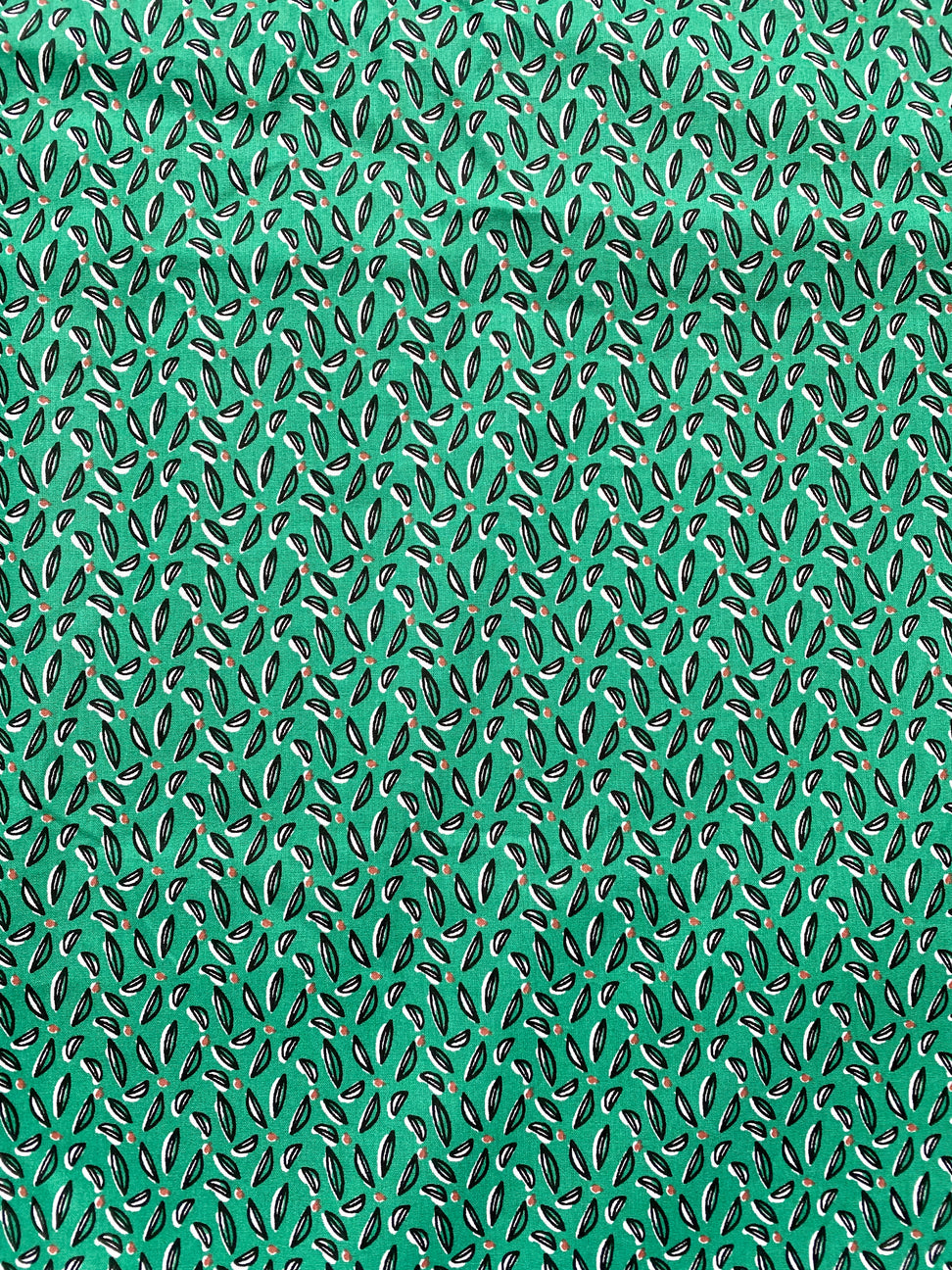 Tissu feuilles fond vert